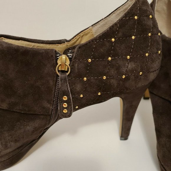 Adrienne Vittadini Women's Studded Brown Kid Suede Fine Leather Upper Heels 11 M - Picture 5 of 12